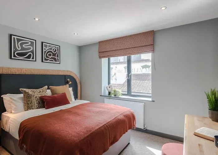 12 Barley View Luxury Home